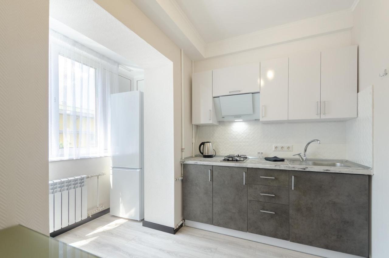 Artal Apartment On Obolonskyi Avenue 16 Kiev Dış mekan fotoğraf